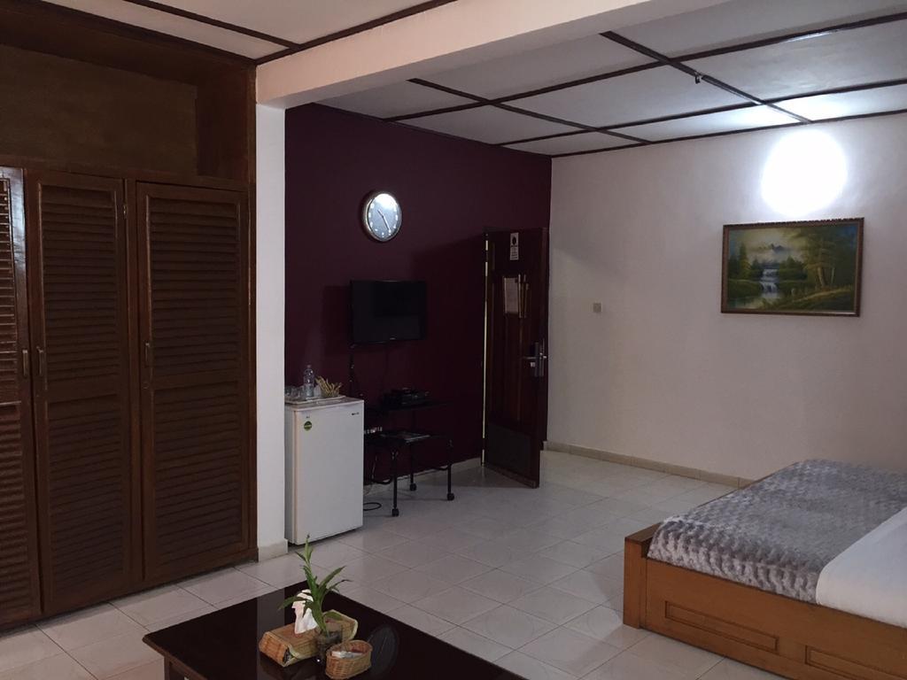 Sir Max Hotel Kumasi Værelse billede